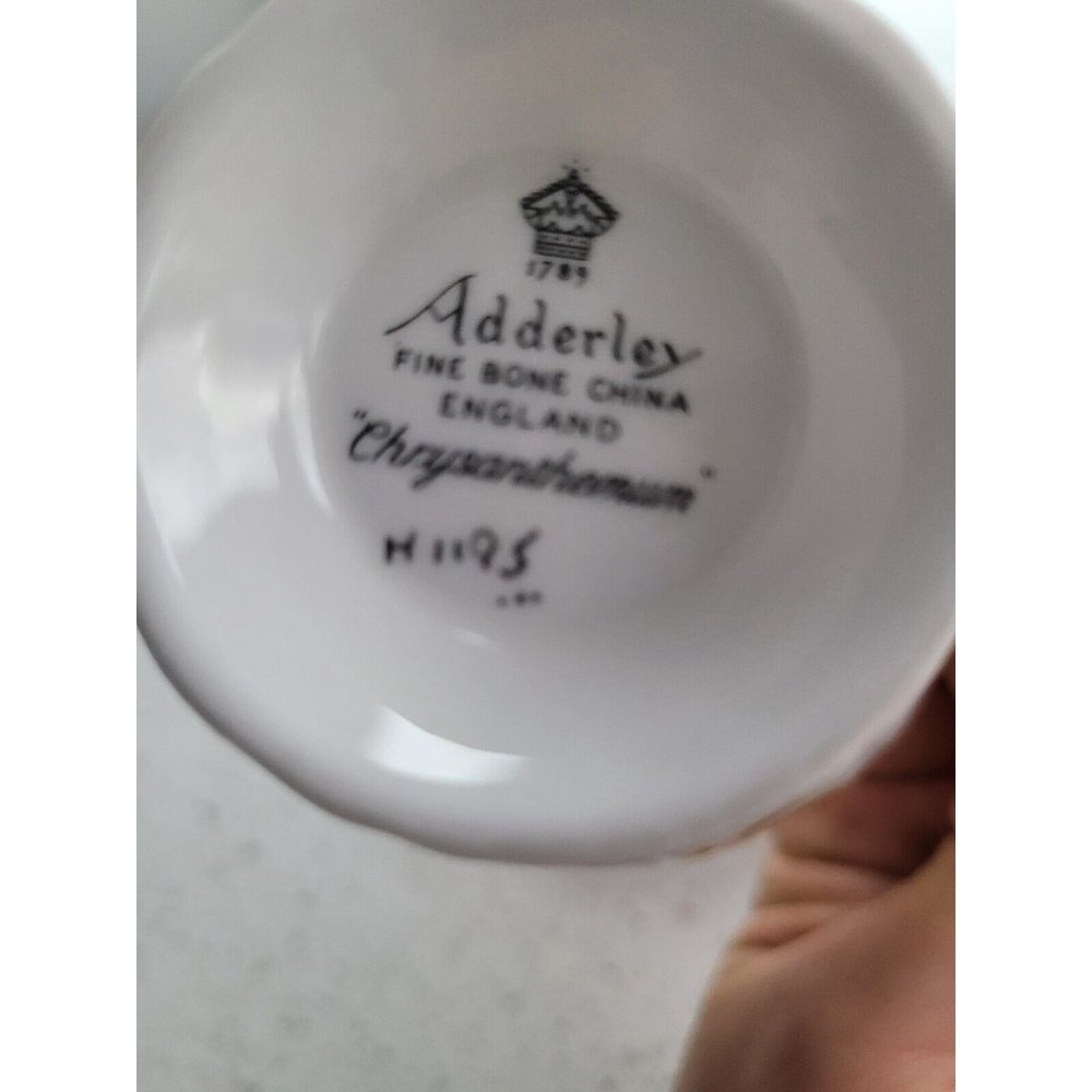 ROYAL ADDERLEY ENGLAND TEA CUP AND SAUCER Chrysanthemum - Picture 8 of 9